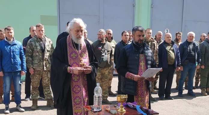 Протоиерей Геннадий Волков совершил молебное пение на территории военного комиссариата
