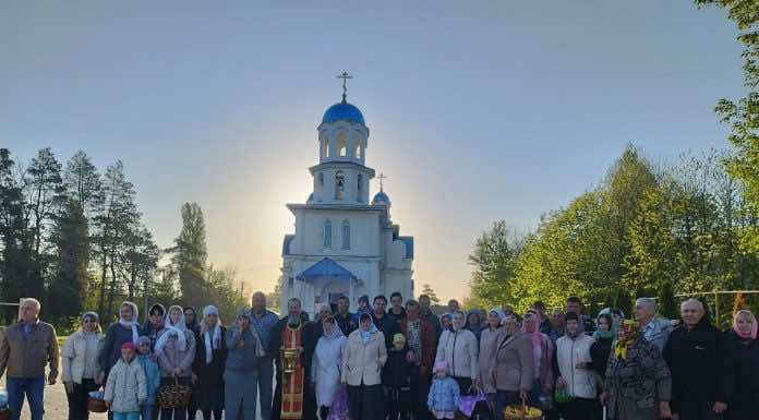 Жители отделенных населенных пунктов Северского района смогли посетить храм Рождества Пресвятой Богородицы