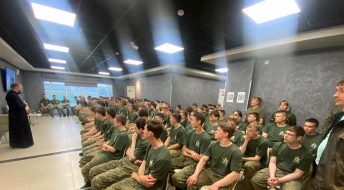 В центре военно-патриотического воспитания «Патриот» прошла встреча с курсантами