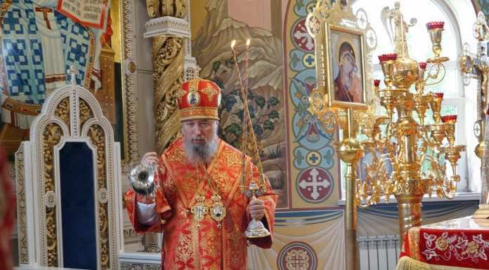 Митрополит Василий возглавил престольные торжества в храме иконы Божией Матери «Неупиваемая Чаша» пос. Знаменского г. Краснодара