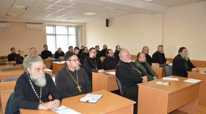 Иерей Владимир Подберезный прошел курсы повышения квалификации в Академии ФСИН России