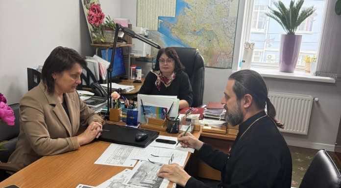 Протоиерей Сергий Лопасов встретился с начальником управления по надзору и контролю в сфере образования