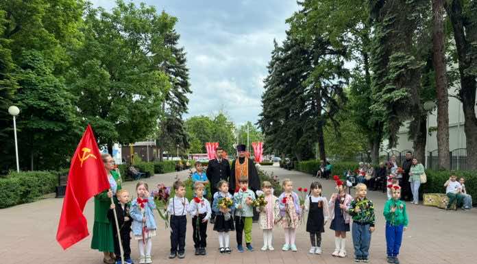 Клирики храма Покрова Пресвятой Богородицы приняли участие в торжественных мероприятиях, посвященных 80-летию Победы