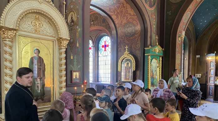 В Свято-Троицком соборе прошла экскурсия для учеников казачьих классов