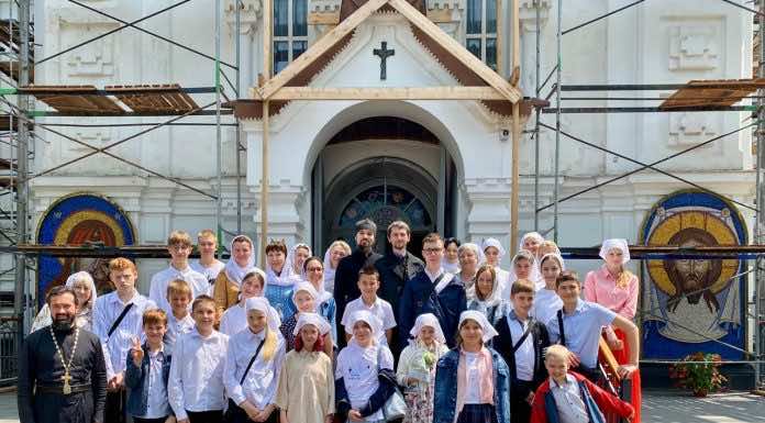 Воспитанники воскресной школы «Евлогия» при храме святителя Спиридона Тримифунтского посетили храмы Динского района
