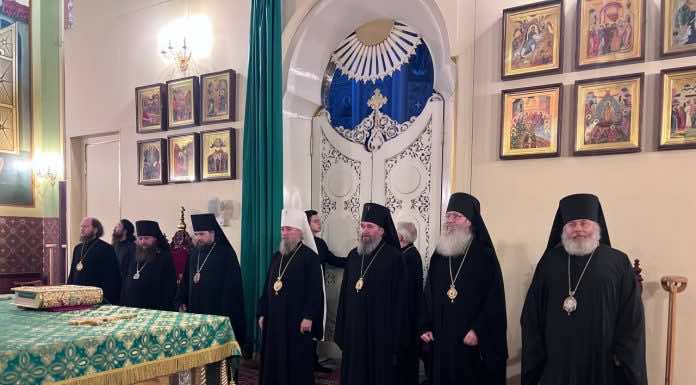 В день памяти прп. Онуфрия Великого Преосвященные архиереи и духовенство епархий юга России совершили Всенощное бдение в кафедральном соборе Краснодара