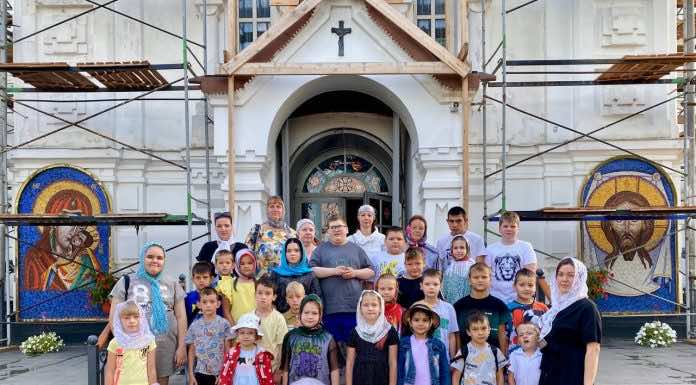 Школьники посетили храм Вознесения Господня станицы Пластуновской