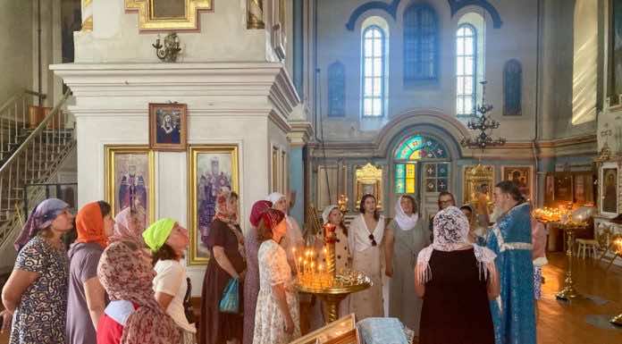 В храме Вознесения Господня ст. Пластуновской продолжаются экскурсии