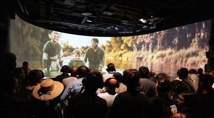 Митрополит Екатеринодарский и Кубанский Василий посетил открытие экспозиции «Крестный отец»