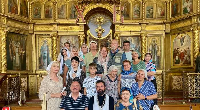 Храм Вознесения Господня в станице Пластуновской посетили две группы паломников