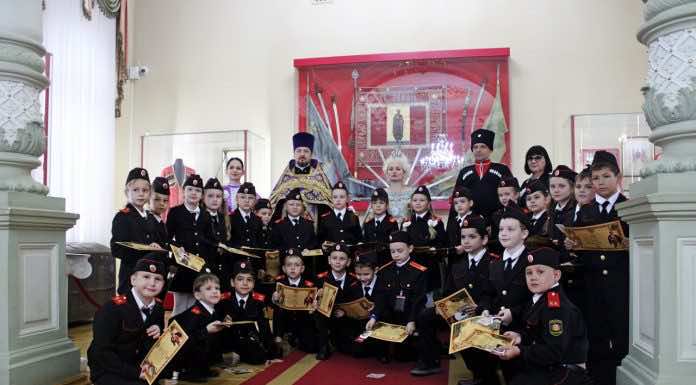 Иерей Николай Симора принял участие в церемонии посвящения в казачата, прошедшей в музее Фелицына