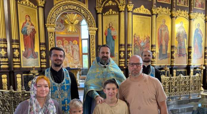 В храме Святого Духа состоялась благотворительная акция, приуроченная ко Дню знаний