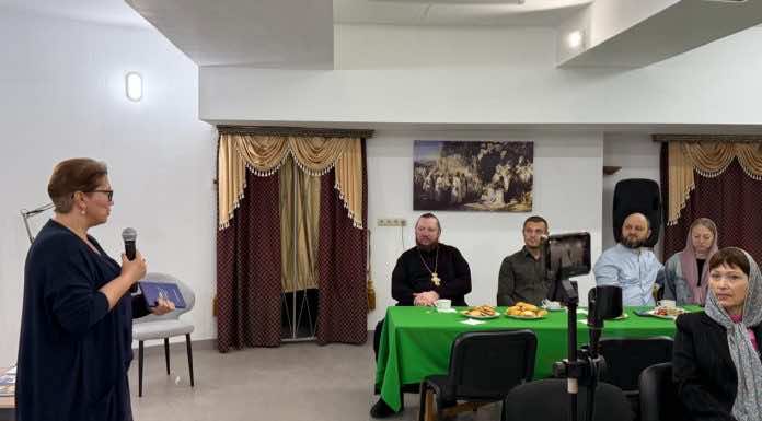 В Троицком храме Горячего Ключа состоялась встреча с главным редактором издательства «Алавастр»