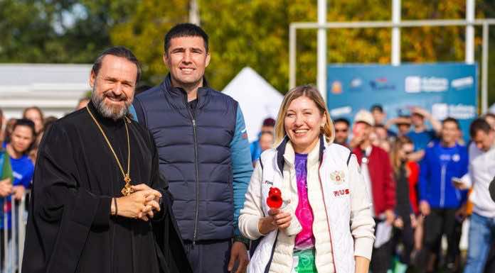 Протоиерей Сергий Лопасов стал почетным гостем фестиваля «Энергия спорта»