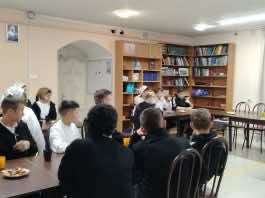 Протоиерей Никита Кузнецов провел встречу с учениками СОШ № 12 ст. Новомышастовской