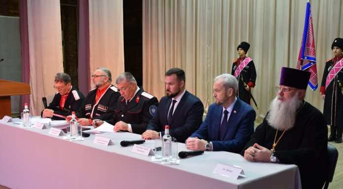 Священники приняли участие в отчётном сборе Лабинского казачьего отдела