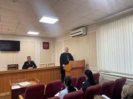 Благочинный 18-го Северского районного округа встретился с сотрудниками Северского районного МВД