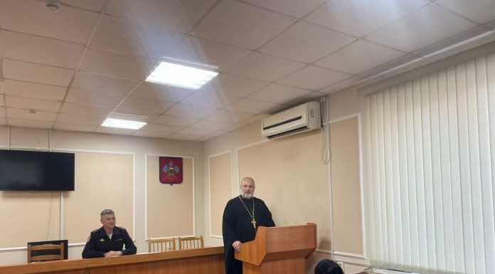 Благочинный 18-го Северского районного округа встретился с сотрудниками Северского районного МВД