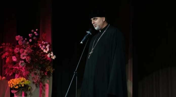 Благочинный поздравил тружеников агропромышленного комплекса Динского района