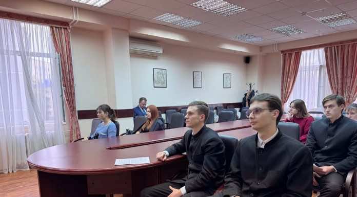 Семинаристы обсудили образы святых воинов на круглом столе в КубГУ