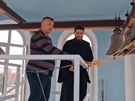 Храм Введения во храм Пресвятой Богородицы станицы Динской посетили с экскурсией инвалиды по слуху