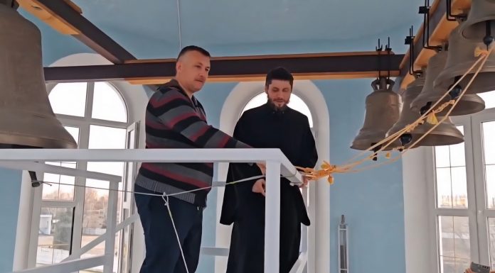 Храм Введения во храм Пресвятой Богородицы станицы Динской посетили с экскурсией инвалиды по слуху