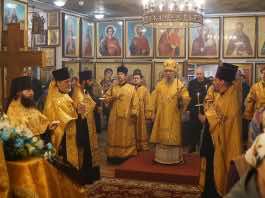 В день памяти святого благоверного князя Александра Невского митрополит Василий совершил Всенощное бдение