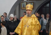 В день памяти святого Николая Чудотворца митрополит Василий совершил Всенощное бдение в Свято-Никольском храме