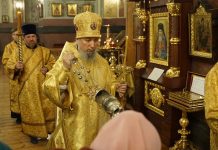 Митрополит Василий совершил Всенощное бдение в Свято-Екатерининском кафедральном соборе города Краснодара