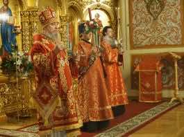 Митрополит Екатеринодарский и Кубанский возглавил Всенощное бдение в Свято-Екатерининском кафедральном соборе