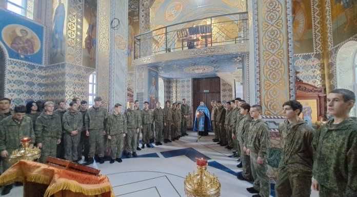 В храме святого мученика Иоанна Воина при центре военно-патриотического воспитания «Патриот» прошли богослужения