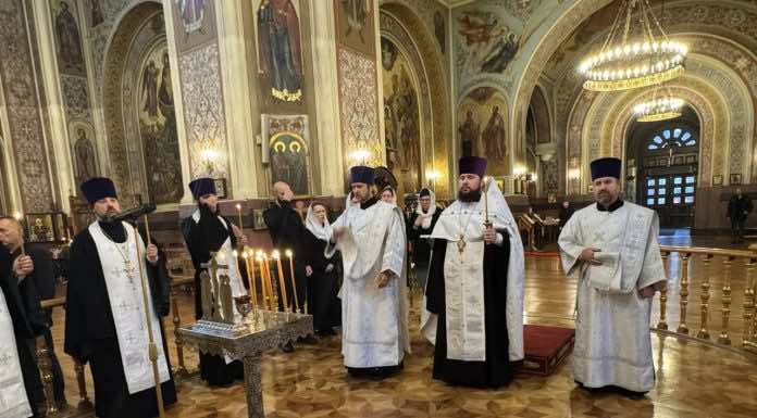 В Свято-Екатерининском кафедральном соборе совершили литию по протоиерею Кириллу Россинскому