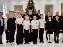 Священнослужители храма Вознесения Господня станицы Пластуновской встретились со школьниками