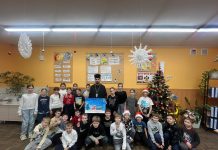 Иерей Владимир Силичев рассказал ученикам школы № 100 о празднике Рождества Христова