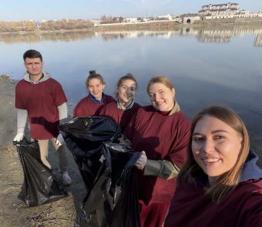 Молодежь Георгиевского храма провела экологическую акцию