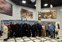 Клирики и прихожане храма Святого Духа посетили исторический парк «Россия – моя история»