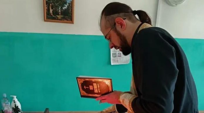 Иерей Алексий Скрынник навестил пациентов хосписа города Краснодара