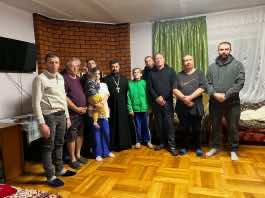 Иерей Андрей Овчинкин посетил центр помощи людям, попавшим в трудную жизненную ситуацию