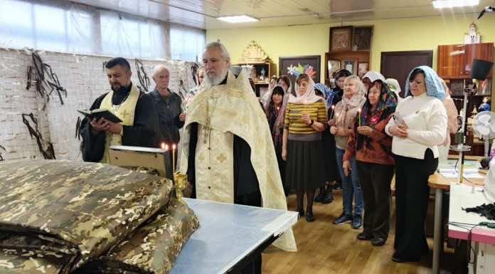 Протоиерей Геннадий Волков совершил молебен о здравии воинов, находящихся на СВО