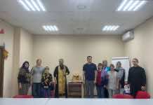 Протоиерей Роман Цокур освятил инклюзивный центр раннего развития «Росток надежды»