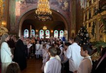 В храмах Екатеринодарской епархии прошли праздничные мероприятия, посвященные Рождеству Христову