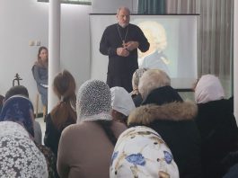 В Михаило-Архангельском храме хутора Трудобеликовского прошла музыкальная гостинная