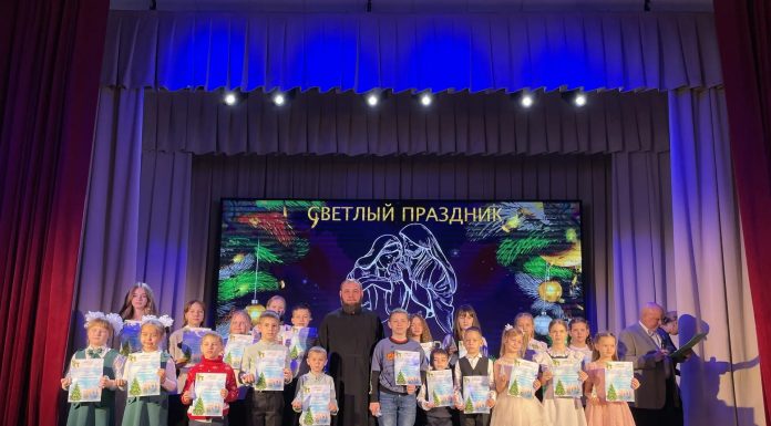 В доме творчества станицы Динской наградили победителей рождественского конкурса