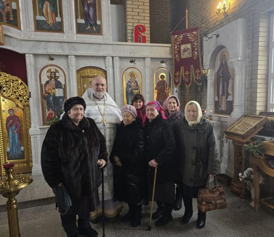 Храм святителя Спиридона Тримифунтского ст. Северской посетили пациенты психо-неврологического интерната и подопечные соцзащиты