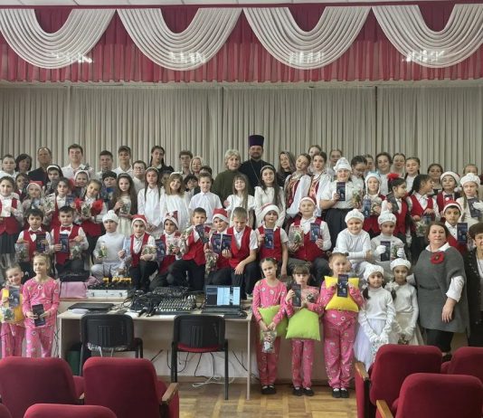 В Белореченске прошёл православный фестиваль детского творчества «Светлый праздник – Рождество Христово»