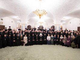 Руководитель епархиального отдела религиозного образования и катехизации посетил Международные Рождественские образовательные чтения