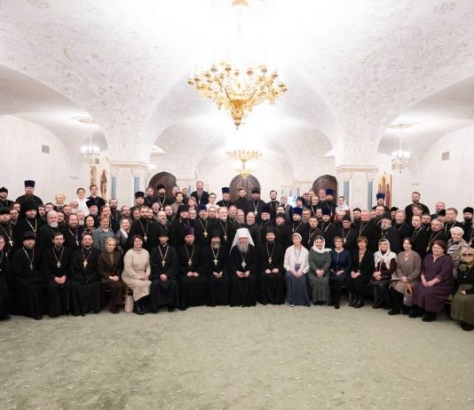 Руководитель епархиального отдела религиозного образования и катехизации посетил Международные Рождественские образовательные чтения