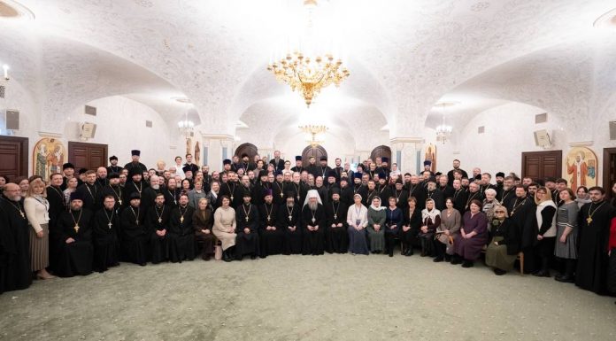 Руководитель епархиального отдела религиозного образования и катехизации посетил Международные Рождественские образовательные чтения