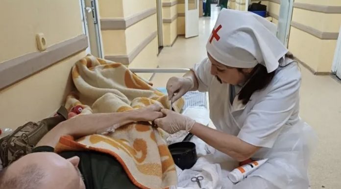 Очередная смена сестер милосердия вернулась из военного госпиталя Ростова-на-Дону