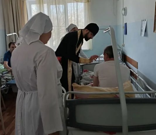 Иерей Алексий Скрынник посетил пациентов краснодарского хосписа